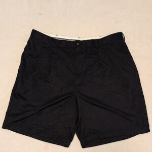 Grand Slam Men's Black Flat Front Shorts Size 40